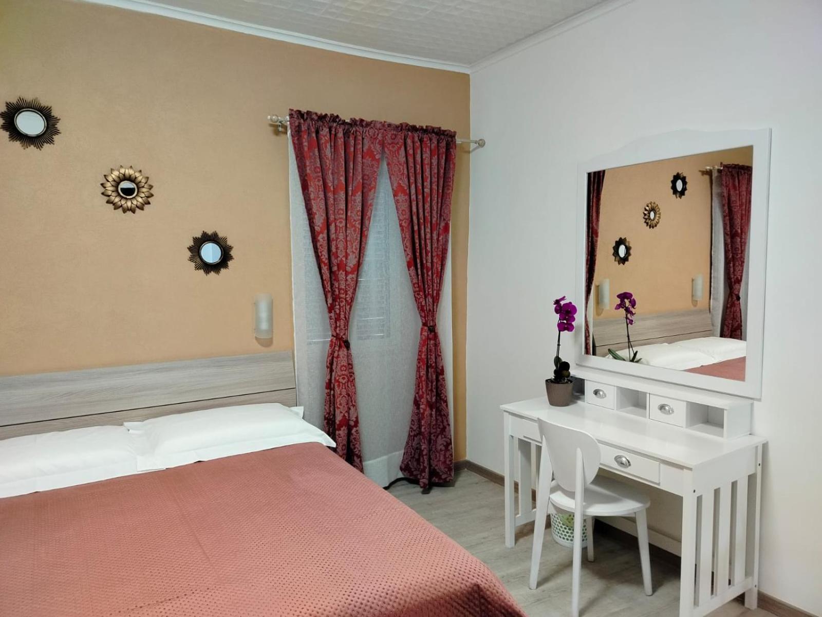 Ferienwohnung Viccinella House Capranica Exterior foto